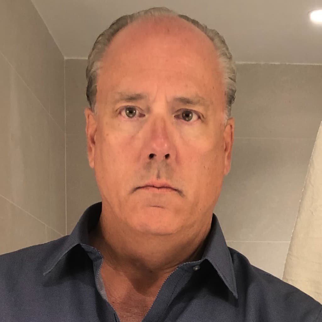 Ralph Earle, Senior Sales Executive